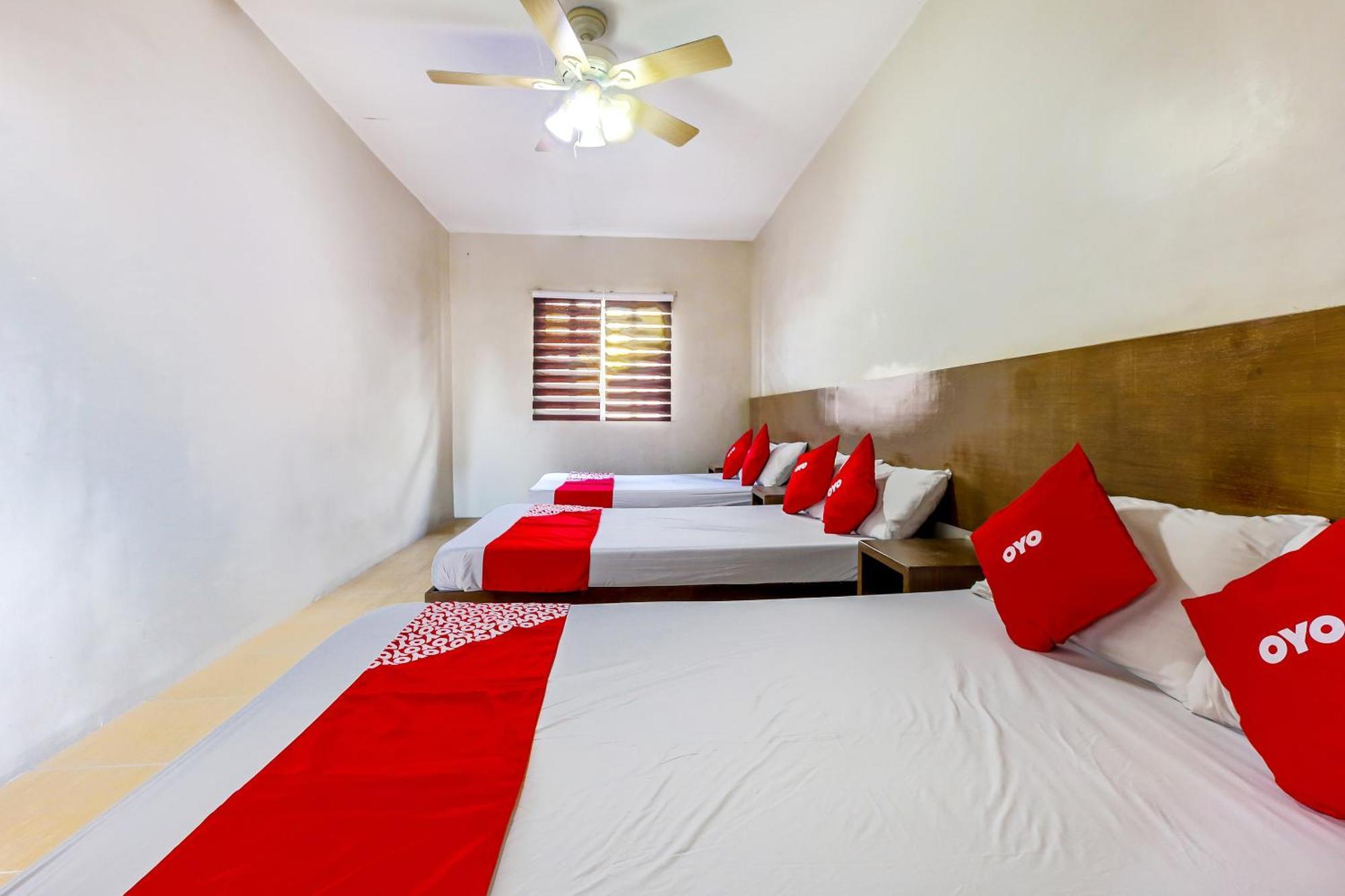 Metro Deluxe Residences Pasay Exterior photo